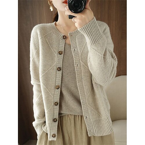 Mulheres Sueter Cardigan Gola Redonda Estriado Tricotar Acrílico Botão Outono Inverno Padrão Ao ar livre Diário Para Noite à moda Casual Macia Manga Longa Côr Sólida Preto Amarelo Rosa S M L
Mulheres Sueter Cardigan Gola Redonda Estriado Tricotar Acrílico Botão Outono Inverno Padrão Ao ar livre Diário Para Noite à moda Casual Macia Manga Longa Côr Sólida Preto Amarelo Rosa S M L