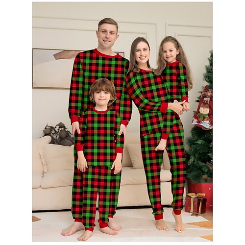 Family Christmas Pajamas Plaid School Print Red Long Sleeve Mommy And Me Outfits Active Matching Outfits
Family Christmas Pajamas Plaid School Print Red Long Sleeve Mommy And Me Outfits Active Matching Outfits
