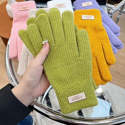 Gants d'hiver couleur unie doigt fendu gants pour écran tactile automne hiver gants tricotés extensibles chauds
Gants d'hiver couleur unie doigt fendu gants pour écran tactile automne hiver gants tricotés extensibles chauds