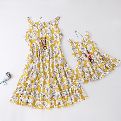 olcso GYEREKEK-Ruhák Anyu és én Virágos Nyomtatott Sárga Térdig érő Ujjatlan 3D nyomtatás Pántos ruha Édes Megfelelő ruhák