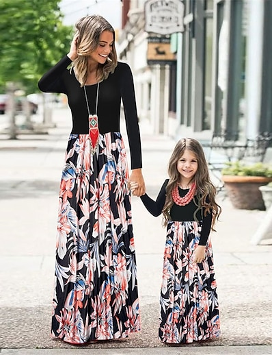 رخيصةأون Family Matching Outfits-نظرة العائلة فستان الرسم طباعة أسود طويل للأرض كم طويل ملابس مطابقة / الصيف