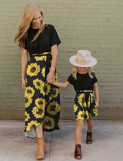 cheap Family Matching Outfits-Mommy and Me Dresses Causal Graphic Sunflower Print Black Maxi Short Sleeve Vacation Matching Outfits / Summer