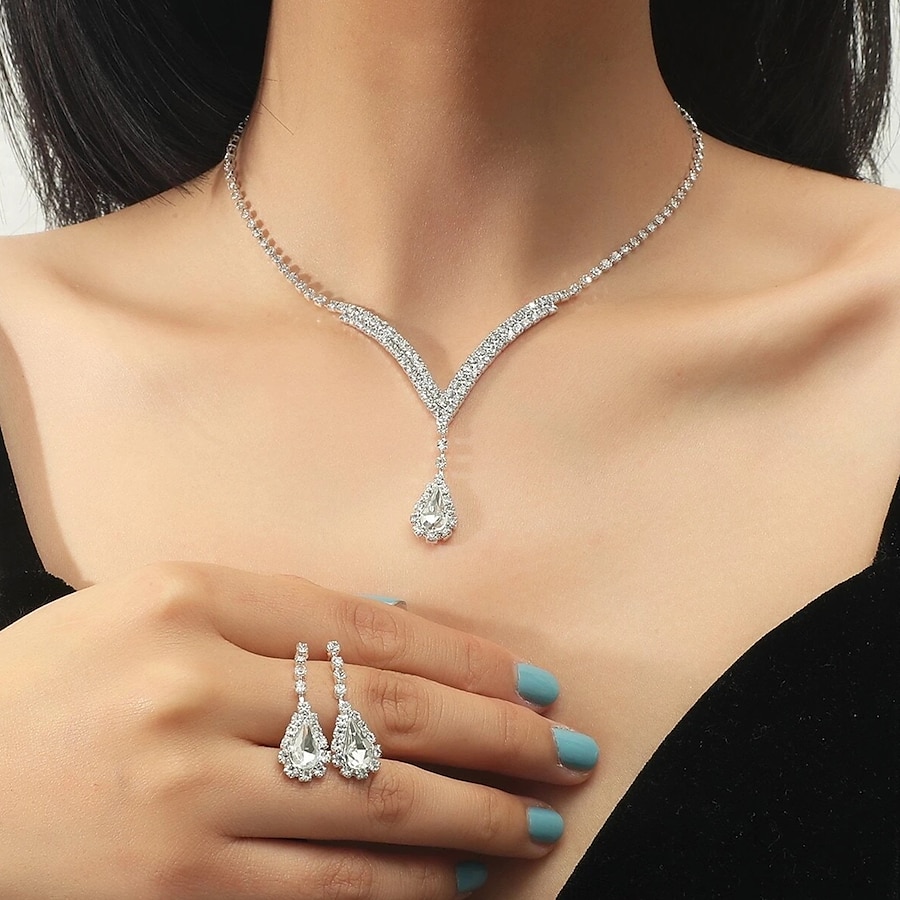  1 set Bridal Jewelry Sets Women's Party Evening Gift Formal Chandelier Rhinestone Alloy Drop / Engagement
