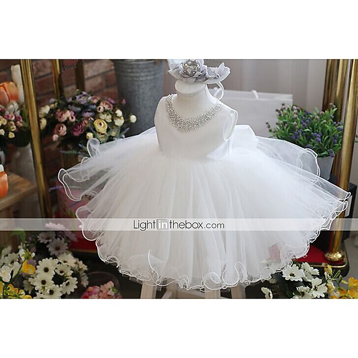 Robe de Soirée Mi-long Robes de demoiselle d'honneur Mariage Satin Sans Manches Bijoux avec Noeud(s) / Première communion de 2026 ? $62.99 –P1