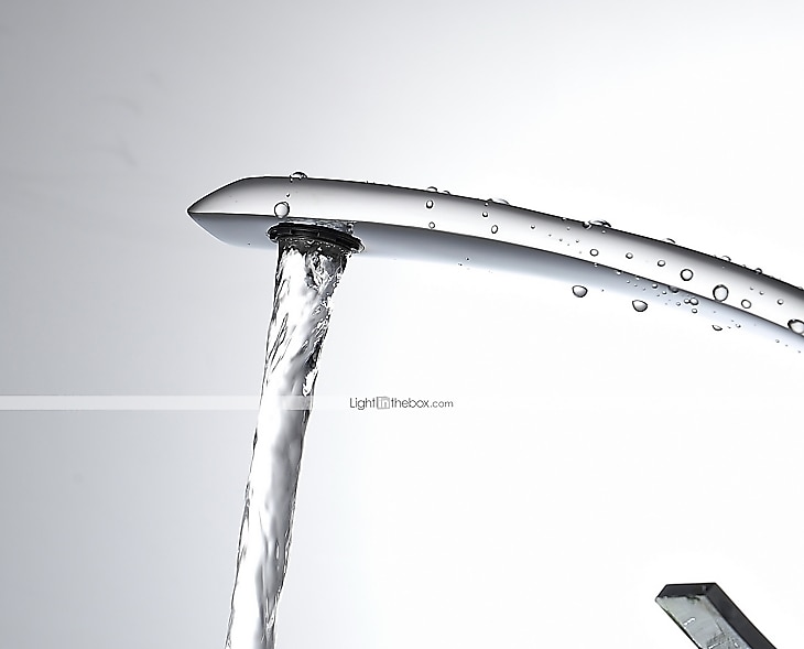 Rubinetto miscelatore lavabo bagno in ottone, rubinetti lavabo monoforo monocomando argentato rubinetto bagno finitura cromata con acqua calda e fredda del 2025 a $113.99 –P4