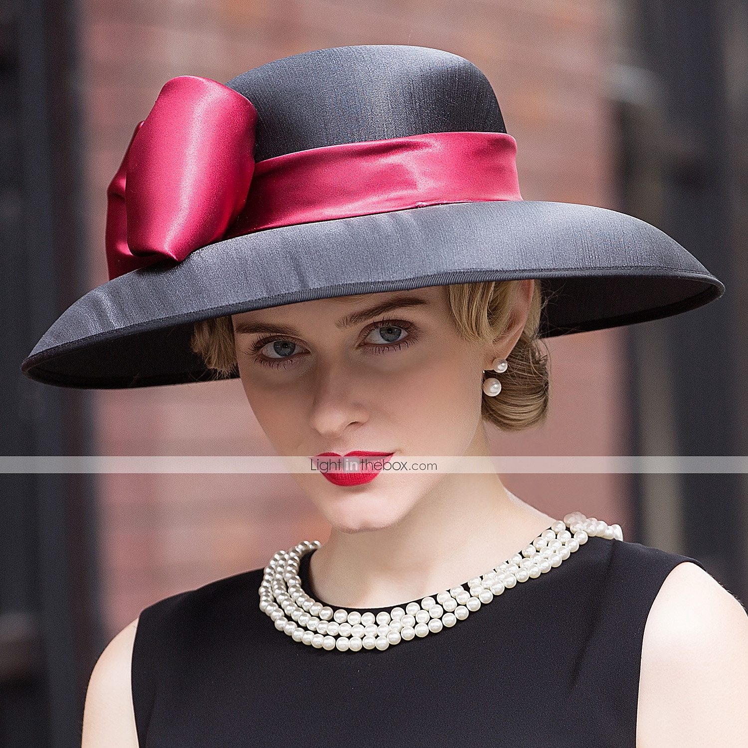 Chapeaux Coiffure Sergé uni Chapeau melon / cloche Chapeau de Soleil Mariage Saint-Valentin Kentucky Derby Course de Chevaux Melbourne Cup Glamour Élégant & Luxueux Romantique Avec Papillon Épissage de 2026 ? $64.99 –P1