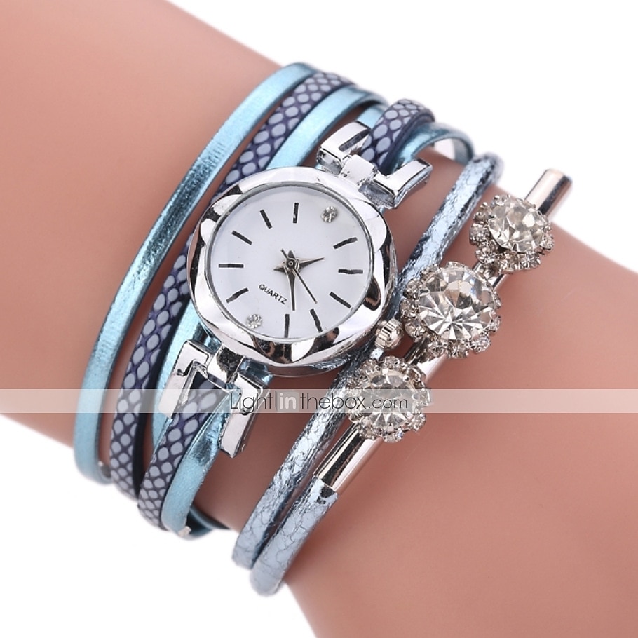 Montre Montres à quartz pour Femme Analogique Quartz Mode mode Luxe Décontractées bling Strass bracelet Alliage Cuir PU de 2025 ? $16.99 –P4