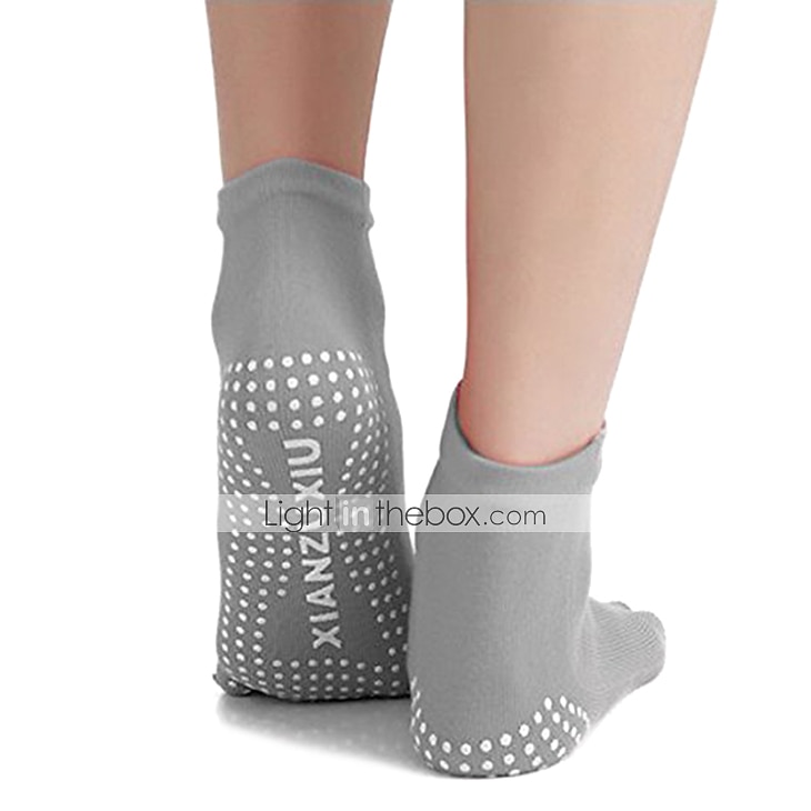 Yoga Socken Rutschfeste Yogasocken Fünf Zehensocken 1 Paar Damen Socken  Rutschfest Atmungsaktiv Feuchtigkeitsableitung Schützend Yoga Pilates Tanz  Bikram Abgesperrt Sport Winter Dunkelviolett 2024 - $3.99