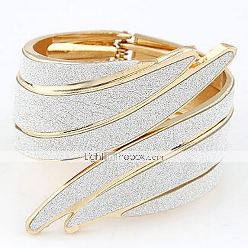 Bracelet jonc large, manchette creuse, déclaration de fête, bracelet ouvert vintage en alliage pour dames, bijoux arc-en-ciel / arc-en-ciel / blanc pour cadeaux de 2025 ? $9.49 –P1