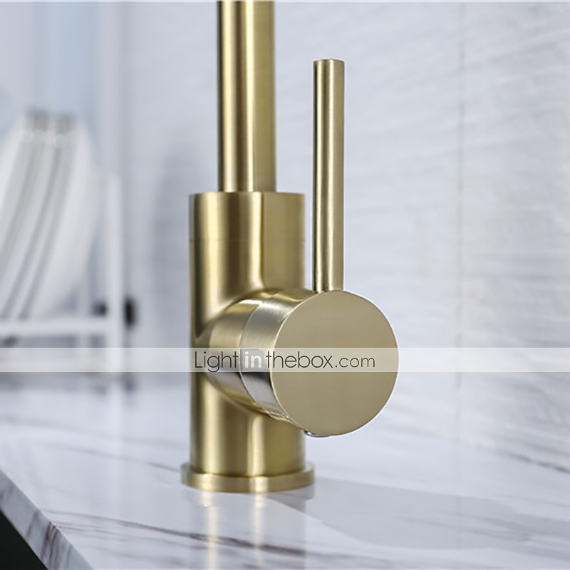 diskbänk blandare kran borstat guld monterad på däck, 360 vridbart enkelgreppskärl köksmässingskranar med kall- och varmvattenslang 2026 - $163.99 –P11