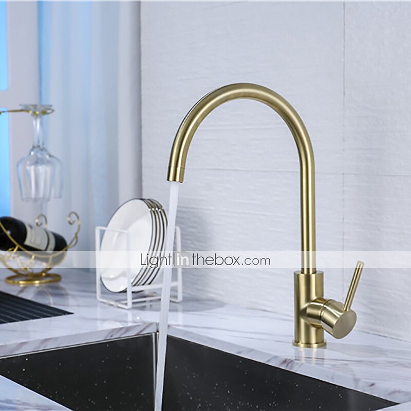 diskbänk blandare kran borstat guld monterad på däck, 360 vridbart enkelgreppskärl köksmässingskranar med kall- och varmvattenslang 2026 - $163.99 –P8