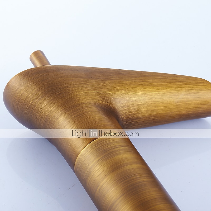 antieke messing badkamer wastafel kraan, waterval enkele handgreep eengats badkranen met warm en koud schakelaar en keramische klep 2025 - $80.99 –P2