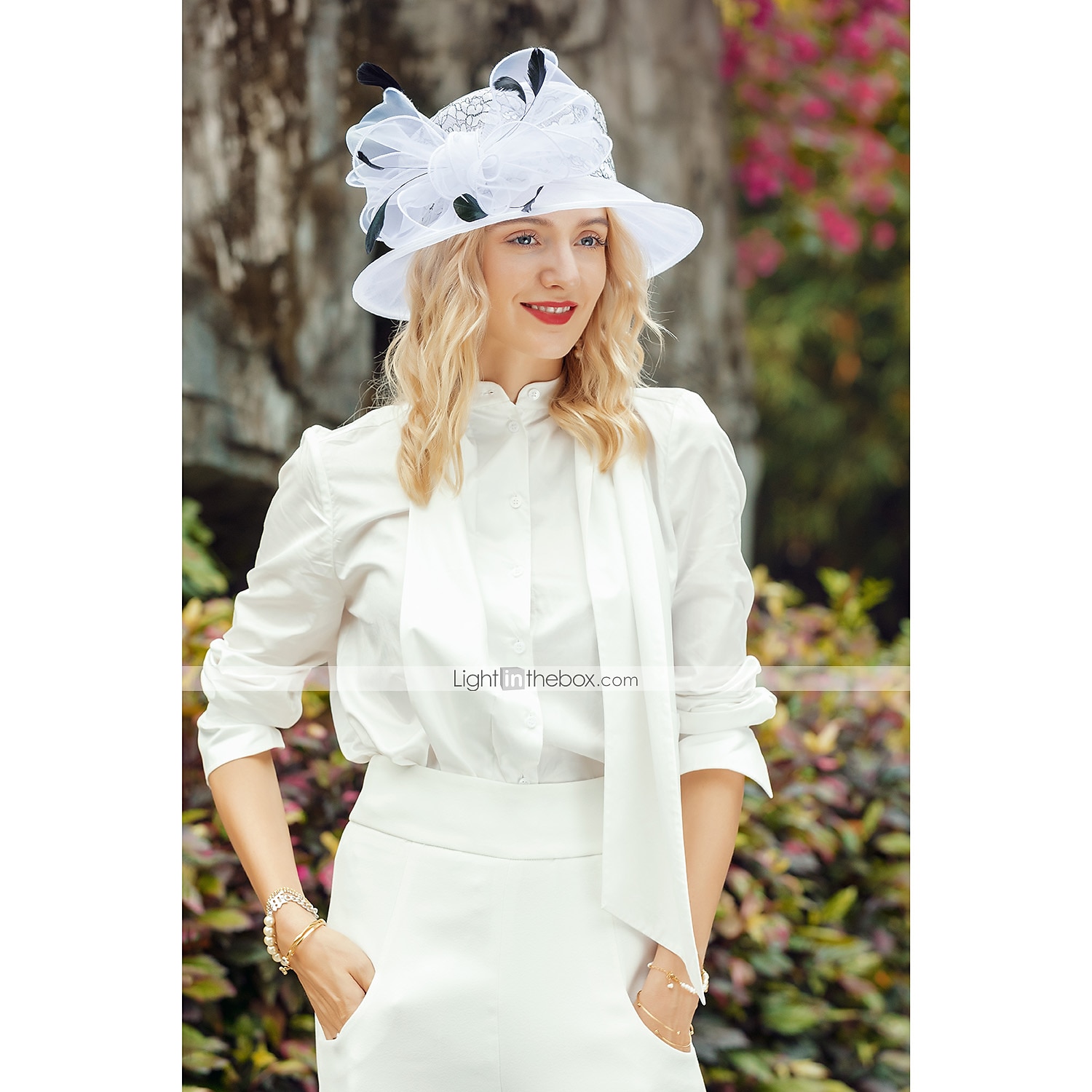 Klobouky Organza Kbelík Svatební Večírek Melbourne Cup koktejl Royal Astcot Doplňky do vlasů Elegantní S Peří Mašle Přílba Pokrývky Hlavy 2025 - $57.99 –P8