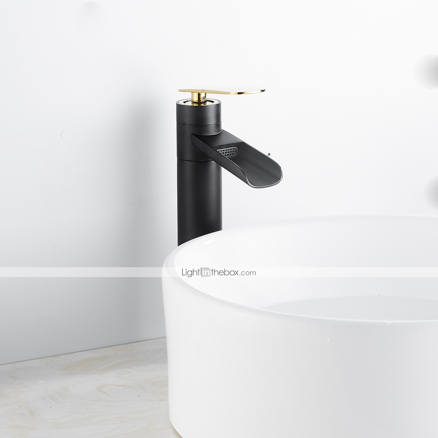 mitigeur de lavabo de salle de bain cascade haut, robinets de lavabo à une poignée en laiton antique avec tuyau froid et chaud de 2025 ? $113.99 –P3
