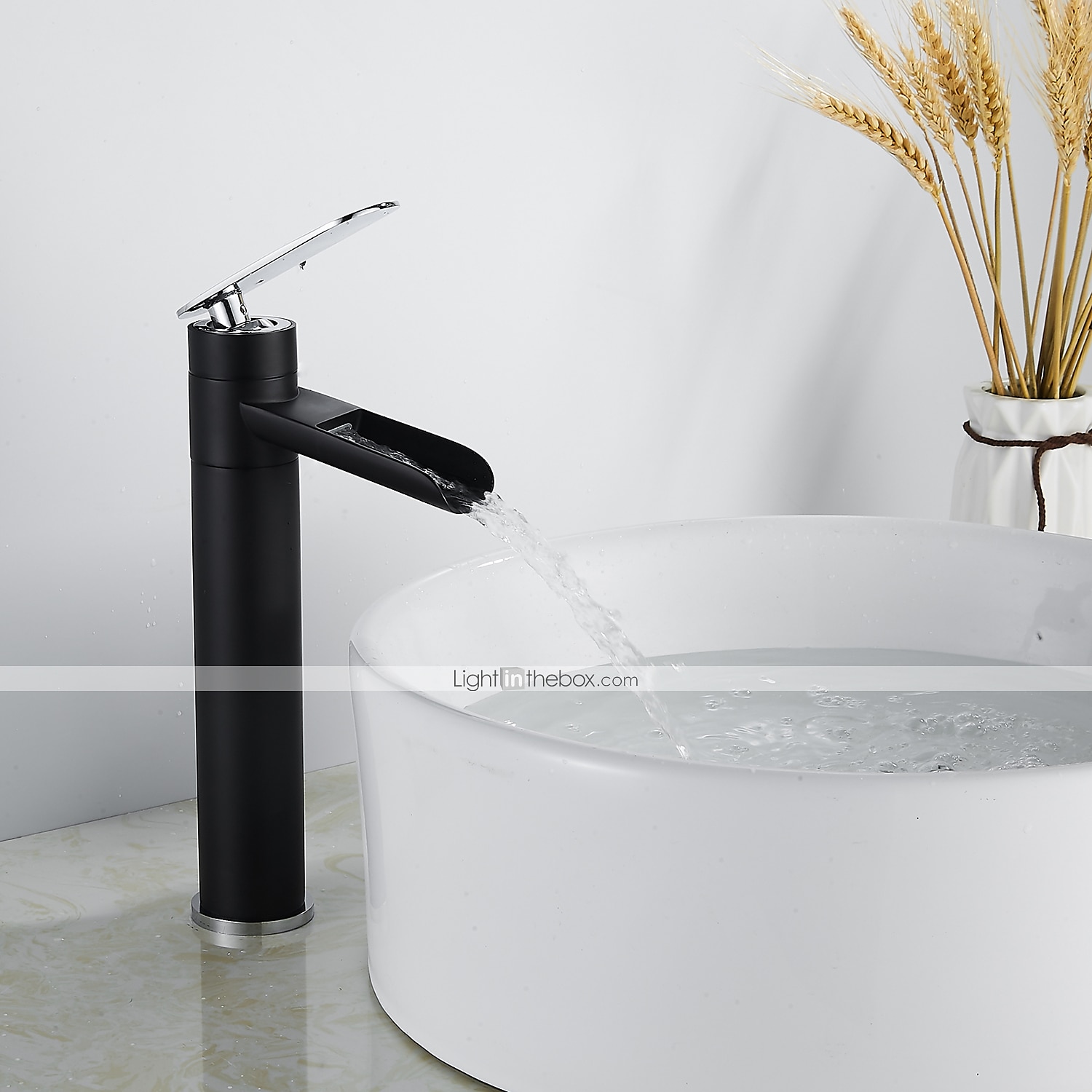 mitigeur de lavabo de salle de bain cascade haut, robinets de lavabo à une poignée en laiton antique avec tuyau froid et chaud de 2025 ? $113.99 –P8