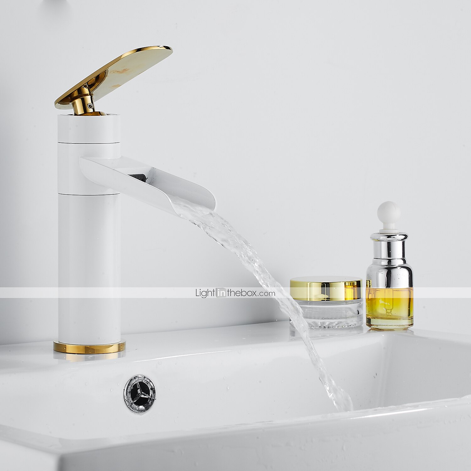 Bathroom Sink Faucet,Rotatable Electroplated Centerset Single Handle One Hole Bath Taps with Hot and Cold Switch 2025 - $97.99 –P5