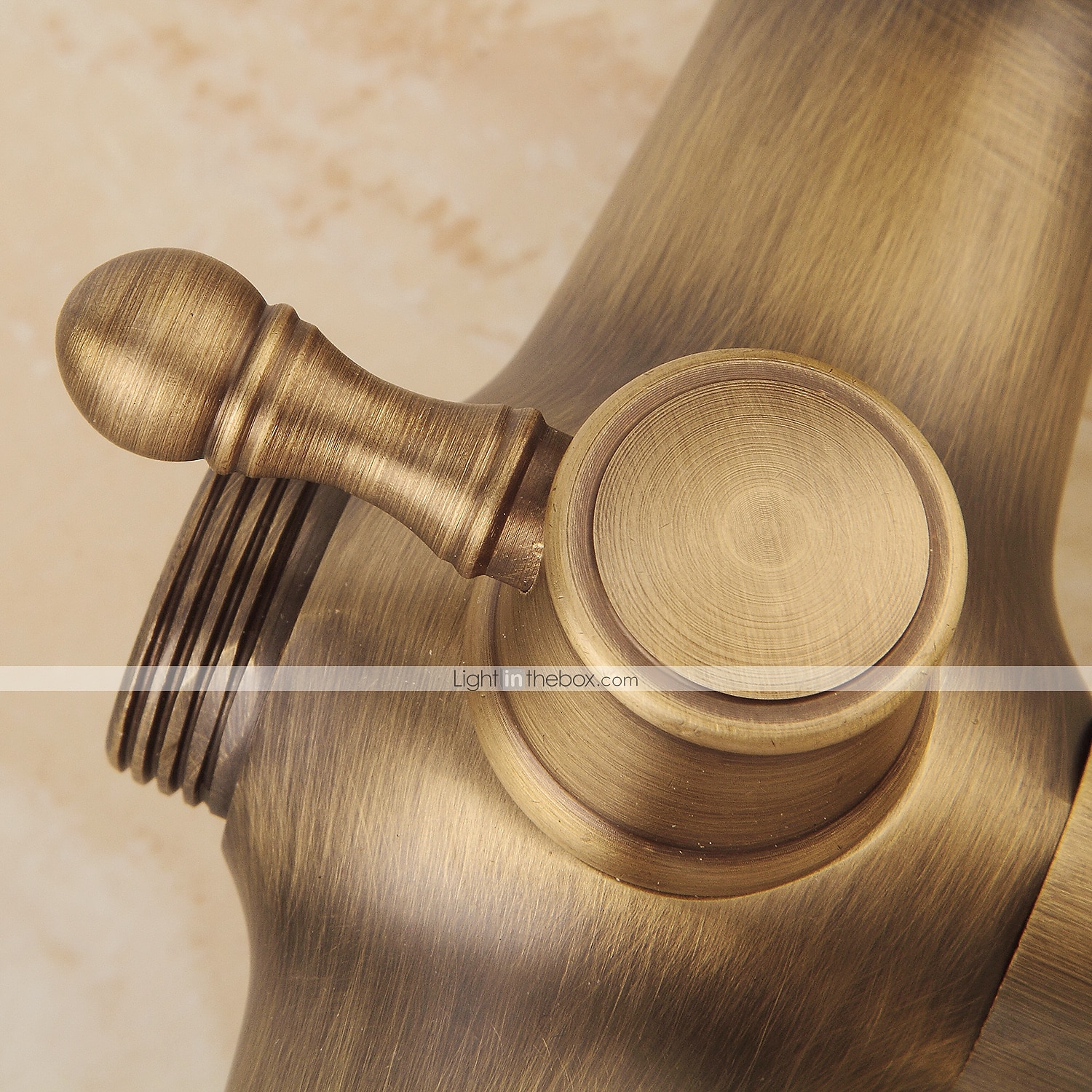 Torneira de chuveiro, conjunto de sistema de chuveiro Chuveiro de mão incluído Cachoeira estilo vintage/montagem de latão antigo do país fora da válvula de cerâmica torneiras misturadoras de chuveiro de 2026 por $291.59 –P15