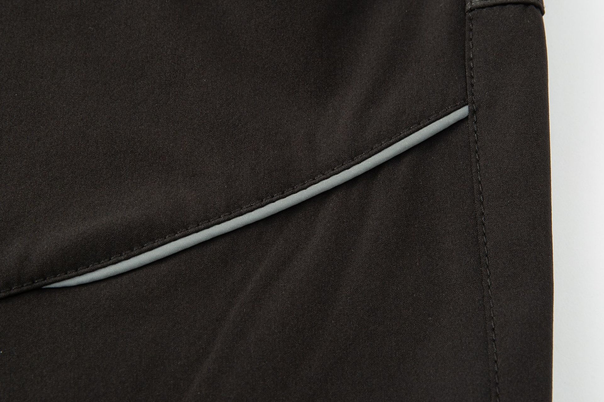 Herr Vandringsbyxor Sommar Utomhus Vindtät Andningsfunktion Vattenavvisande Snabb tork Underdelar Ficka med blixtlås Elastisk midja Svart Armégrön Jakt Fiske Klättring S M L XL XXL / Lättvikt 2025 - $44.99 –P8