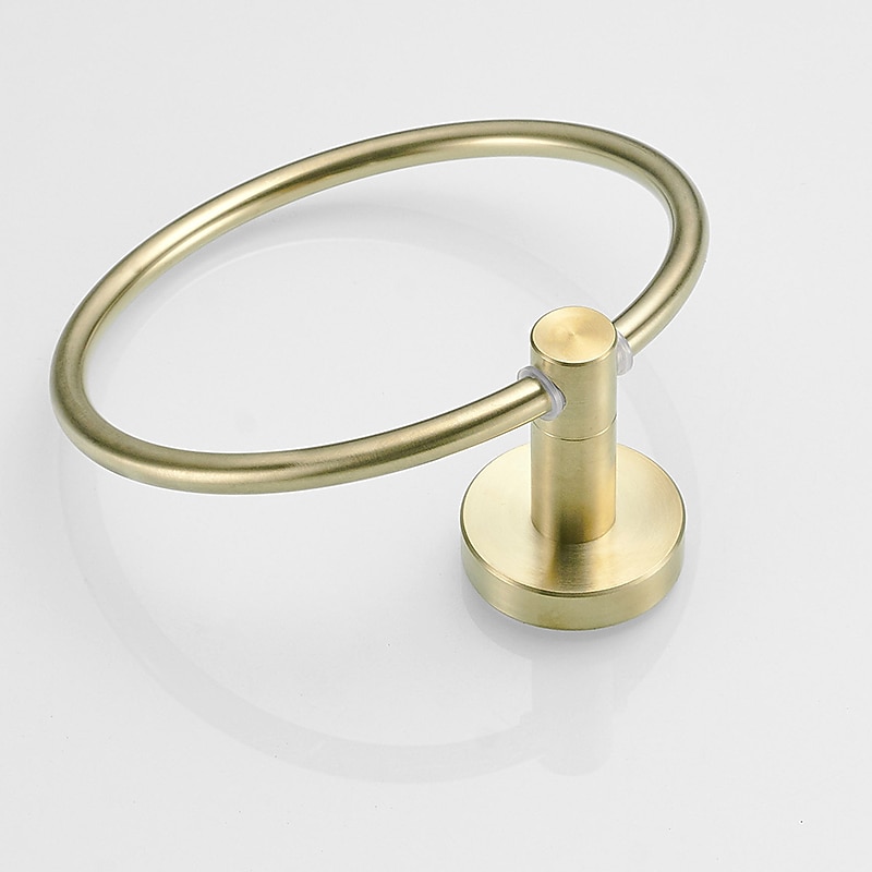 il set di accessori per il bagno include porta accappatoio e portasciugamani ad anello nuovo design moderno materiale in acciaio inossidabile montato a parete dorato 3 pezzi del 2025 a $60.99 –P8
