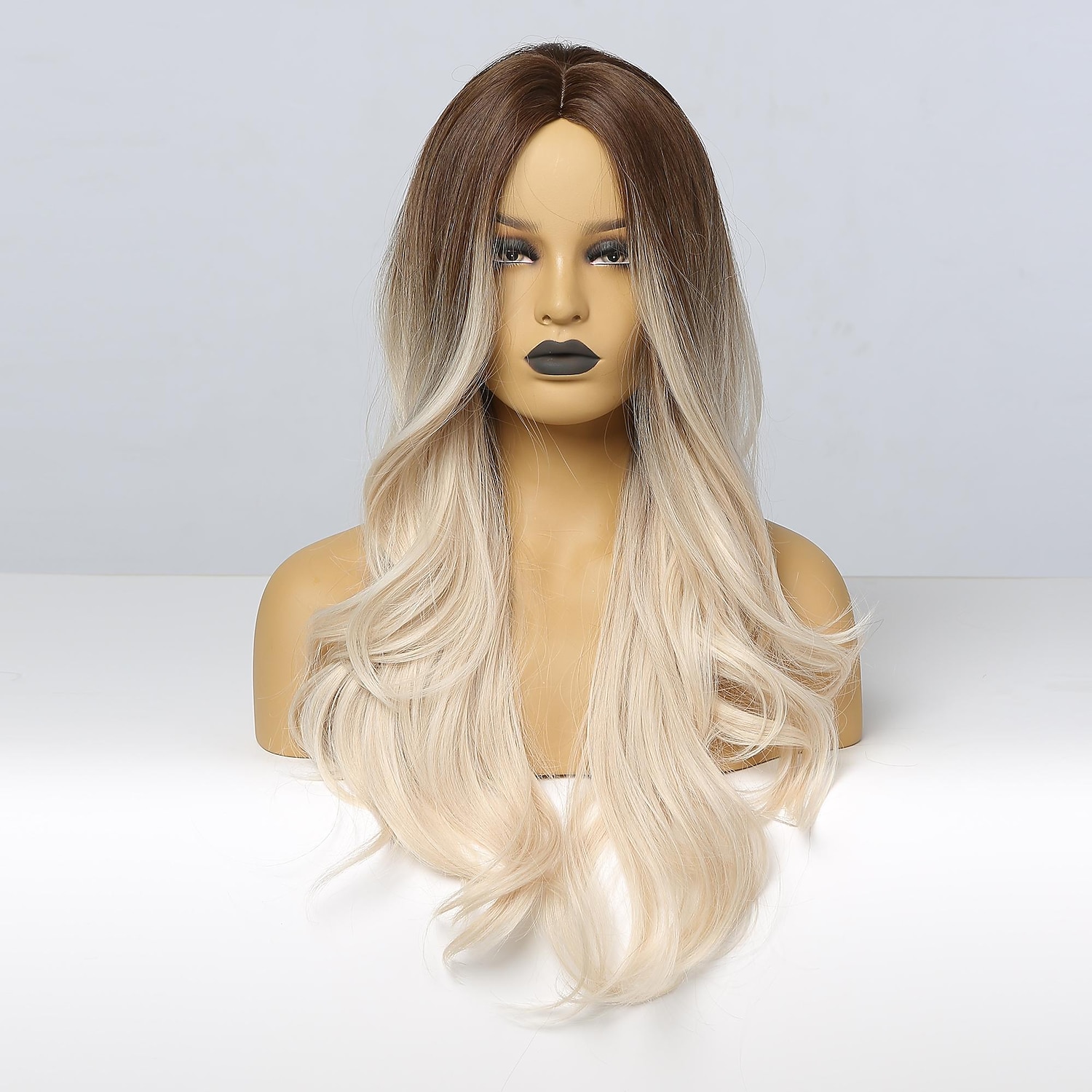 perruque synthétique résistante à la chaleur perruque partie centrale bouclée perruques blondes de longueur moyenne pour femmes pour la fête perruques de fête de noël de 2025 ? $18.99 –P18