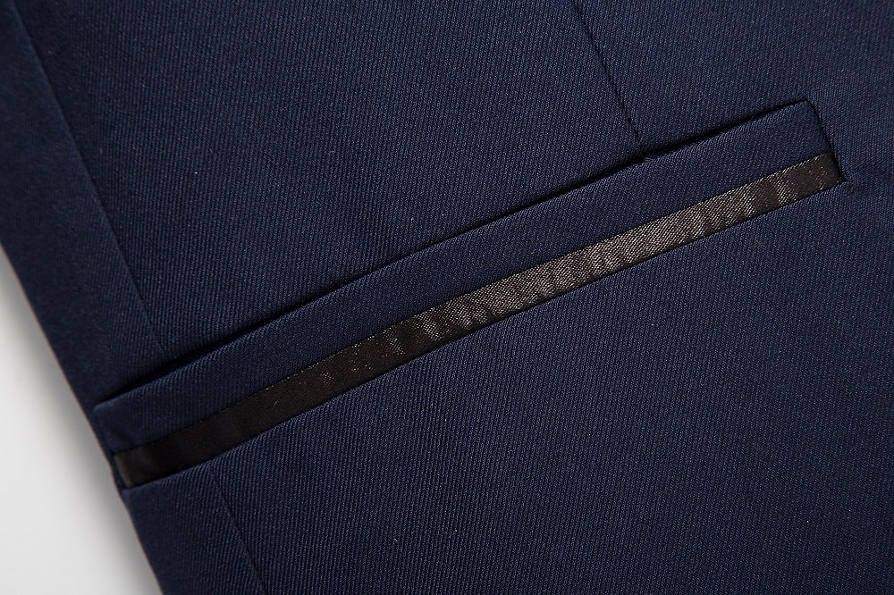 Completi da Sposa Uomo Nero Borgogna Blu Scuro 2 Pezzi Colore Solido Sottile Unico Petto Tre Bottoni del 2025 a $122.99 –P9
