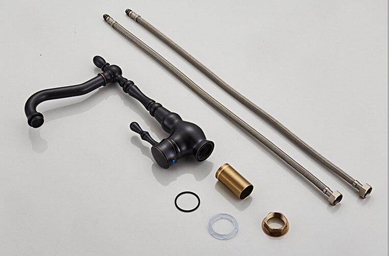Küchenarmatur - Einhebelgriff Einloch Öl-geriebener Bronze Standardauslauf Mittelsatz Antike Küchenarmaturen mit Seifenspender 2025 - $129.99 –P6