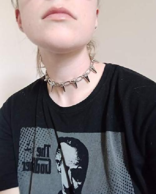Reaowazo Women's Spike Choker Necklace