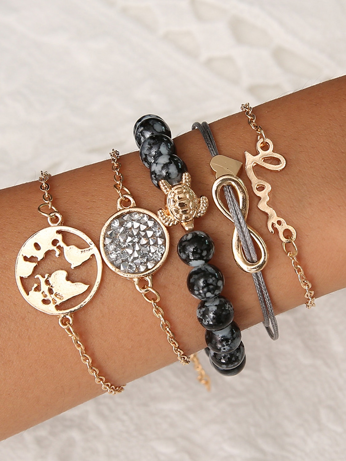 5kpl Naisten Ranneketjut Monitaso Kartat äärettömyys Muoti Yksilöllinen Yksinkertainen Tyylikäs Metalliseos Rannekorun korut Kulta Käyttötarkoitus Juhlat / Ilta Urheilu Pyhäpäivä Deitti Festivaali 2025 - $7.49 –P3