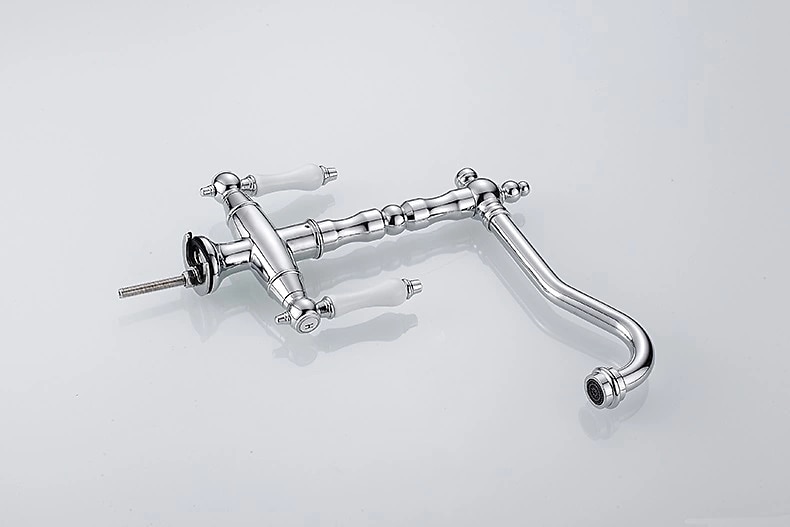 rubinetto miscelatore lavello da cucina tradizionale, rubinetti da cucina per recipienti in stile retrò doppi manici monoforo girevole cromato / ottone / nichel spazzolato beccuccio standard del 2025 a $129.99 –P4