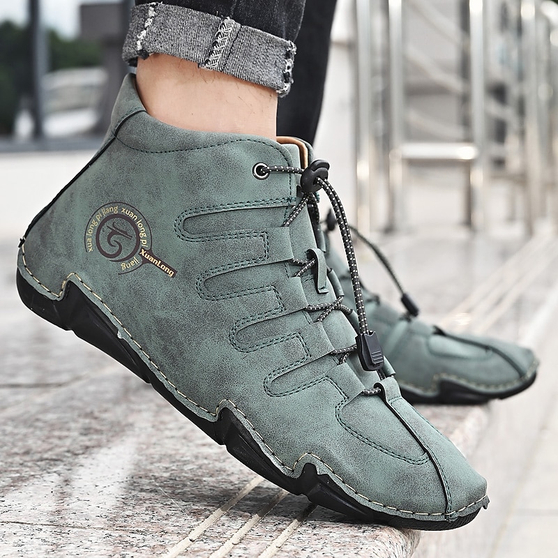 Per uomo Stivaletti Uncinetto Scarpe di pelle Scarpe fatte a mano Scarpe comfort Per sport Classico Informale Esterno Giornaliero Di pelle Sintetico Tenere al caldo Fatto a mano Antiscivolo del 2025 a $54.99 -P6