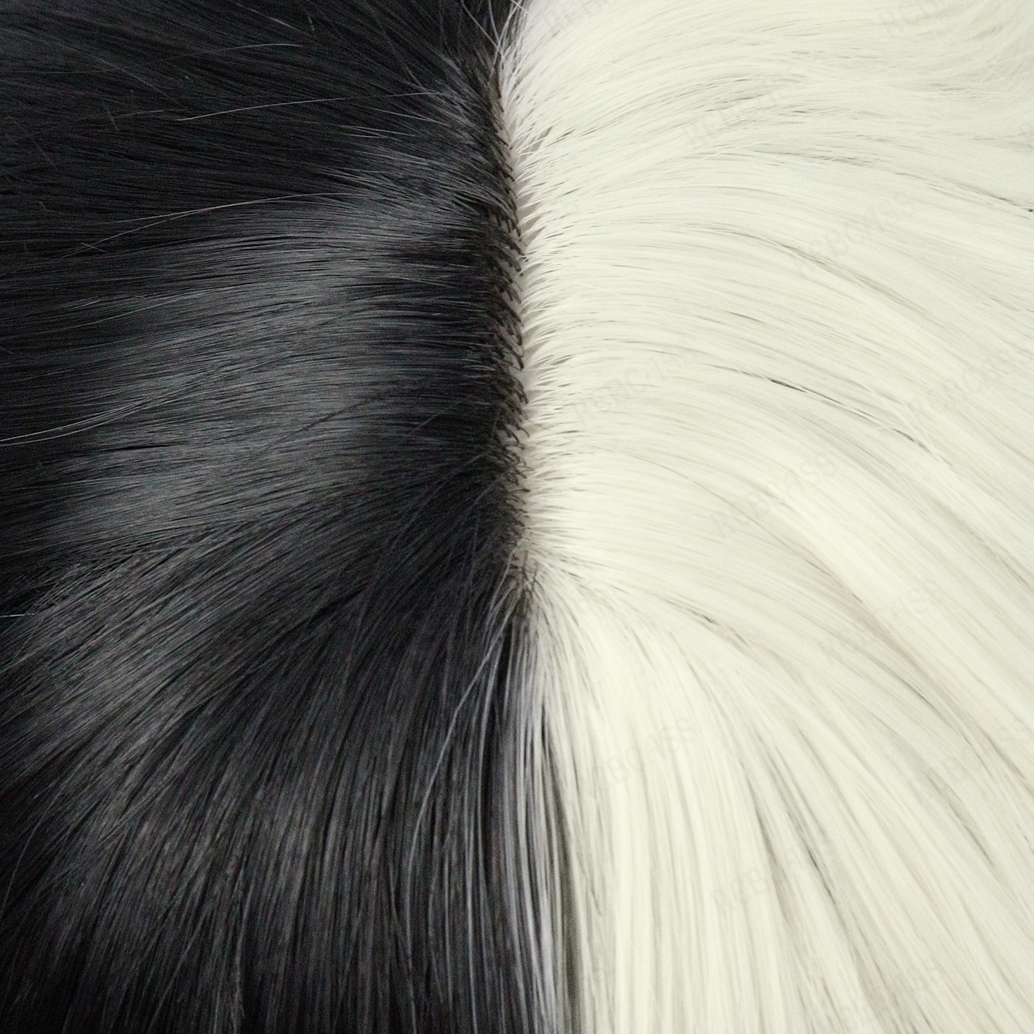 perruque gothique rebcass perruque synthétique cosplay cruella boucles lâches bouncy curl bob avec perruque bang soignée cheveux synthétiques noir/or pour femmes résistant à la chaleur bonnet gratuit de 2025 ? $19.99 –P2
