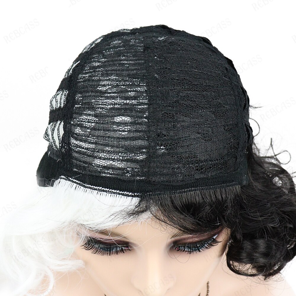 perruque gothique rebcass perruque synthétique cosplay cruella boucles lâches bouncy curl bob avec perruque bang soignée cheveux synthétiques noir/or pour femmes résistant à la chaleur bonnet gratuit de 2025 ? $19.99 –P3