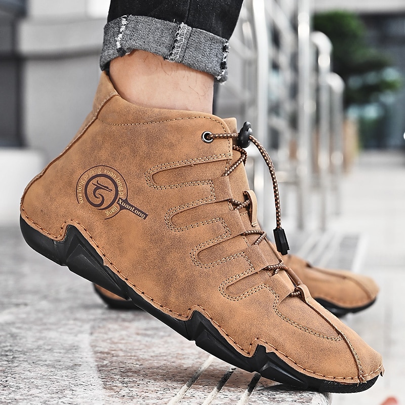 Per uomo Stivaletti Uncinetto Scarpe di pelle Scarpe fatte a mano Scarpe comfort Per sport Classico Informale Esterno Giornaliero Di pelle Sintetico Tenere al caldo Fatto a mano Antiscivolo del 2025 a $54.99 -P11