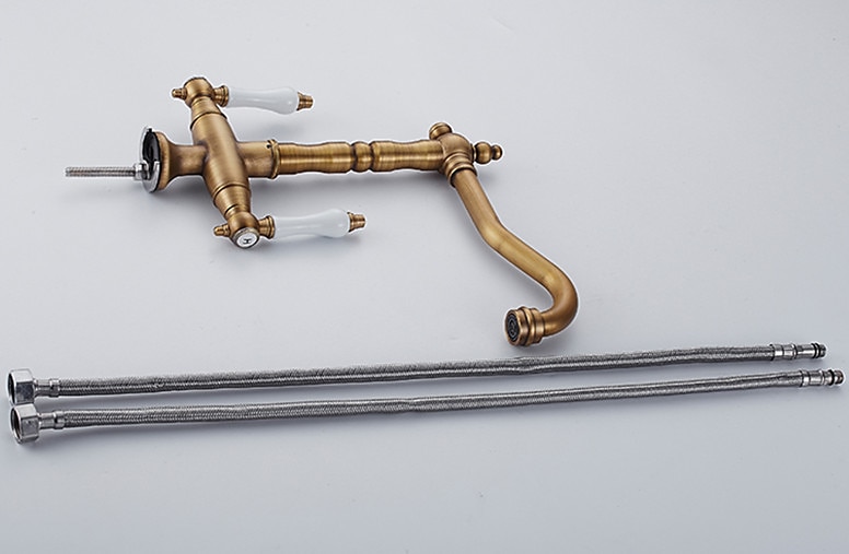 rubinetto miscelatore lavello da cucina tradizionale, rubinetti da cucina per recipienti in stile retrò doppi manici monoforo girevole cromato / ottone / nichel spazzolato beccuccio standard del 2025 a $129.99 –P11