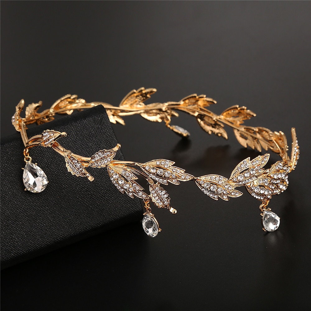 Crystal / Alloy Crown Tiaras / Headpiece with Crystal / Rhinestone 1 PC Wedding / Special Occasion Headpiece 2024 - $19.99 –P3