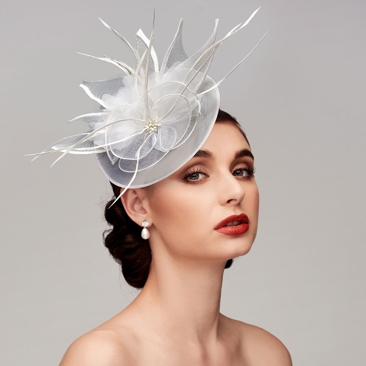 Fascinatori in Rete di Piume Cappelli Kentucky Copricapo con Cappello di Piume Fiore 1 PC Matrimonio Corsa di Cavalli Giornata Delle Donne Melbourne Cup Copricapo per impressionare Abito da corsa del 2025 a $30.99 –P1