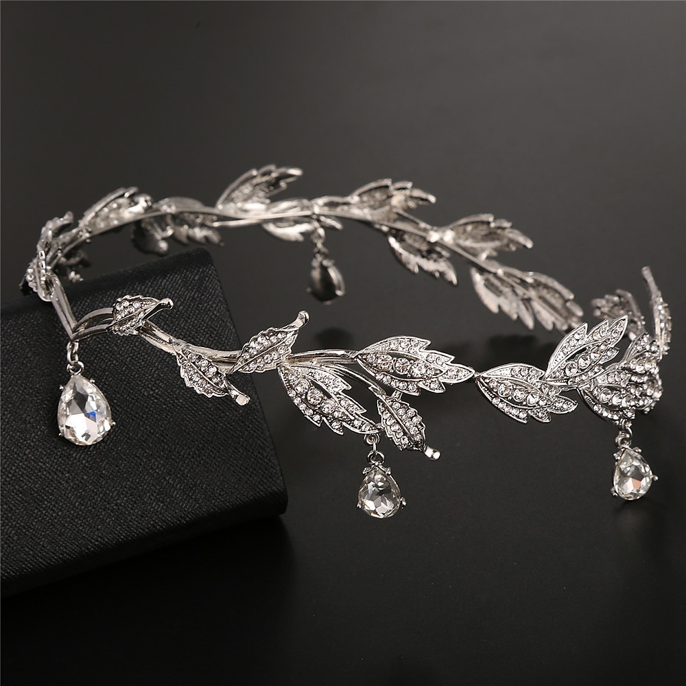 Crystal / Alloy Crown Tiaras / Headpiece with Crystal / Rhinestone 1 PC Wedding / Special Occasion Headpiece 2024 - $19.99 –P1