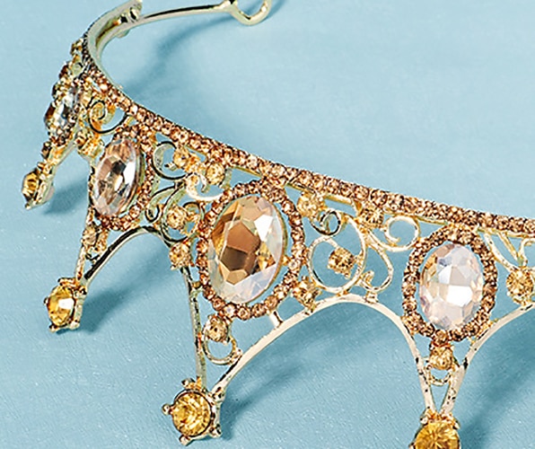 Crown Tiaras pannebånd Hodeplagg Strass Legering Bryllup Fest / aften Retro Rød Søt Med Krystall / Rhinstein Kombinasjon Hodeplagg Hodeplagg 2025 - $21.99 –P4