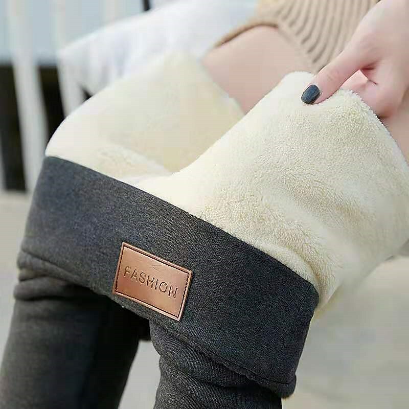 Femme Grande Taille Pantalon en molleton Pantalon Décontractées Toute la longueur Taille moyenne Couleur unie Micro-élastique Intérieur du quotidien Noir Gris foncé Printemps Automne Hiver Standard de 2025 ? $13.99 –P6