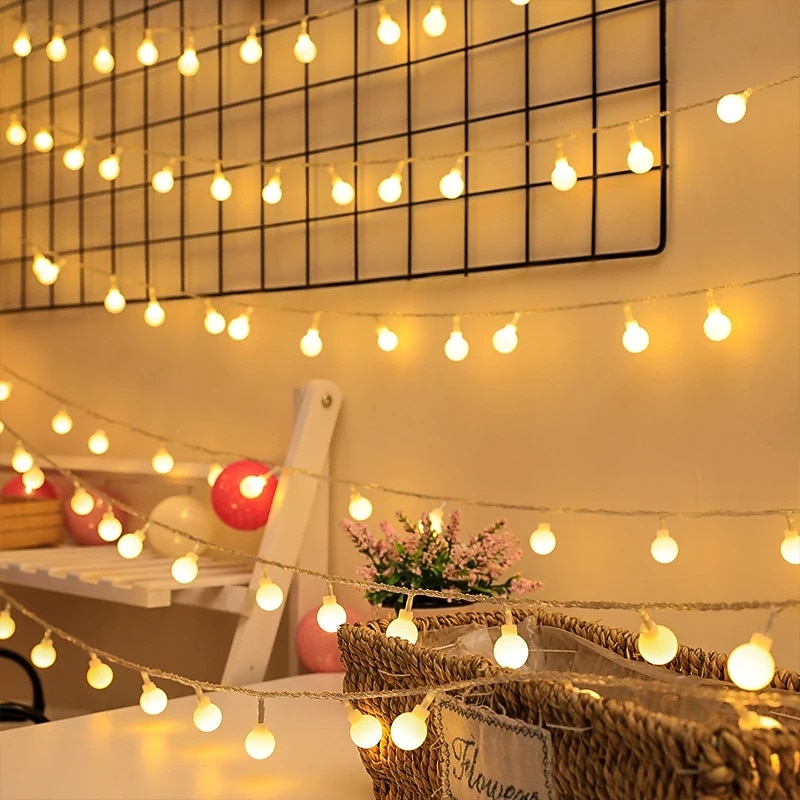 Guirlande lumineuse élégante pour réception de mariage, alimentée par piles AA, étoiles sphériques à LED, étanche, éclairage extérieur/intérieur, éclairage chaleureux pour la décoration du nouvel an de 2025 ? $10.99 –P8
