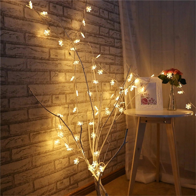 Guirlande lumineuse élégante pour réception de mariage, alimentée par piles AA, étoiles sphériques à LED, étanche, éclairage extérieur/intérieur, éclairage chaleureux pour la décoration du nouvel an de 2025 ? $10.99 –P4