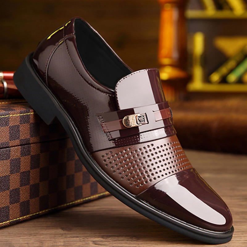 Herren-Loafer aus braunem Lack-Kunstleder mit perforiertem Design – formelle Schlupfschuhe fürs Business und besondere Anlässe 2025 - $46.99 –P2