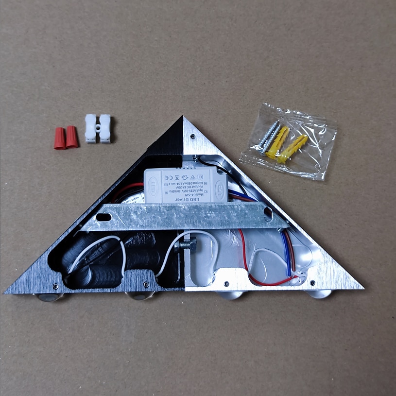 2025年 Lightinthebox 23.5 センチメートルフラッシュマウントウォールライト LED トライアングルデザイン壁取り付け用燭台ライトアルミモダンミニスタイル器具屋内廊下アップダウン壁ランプスポットライト 5 ワット  コレクション – $28.99 –P5