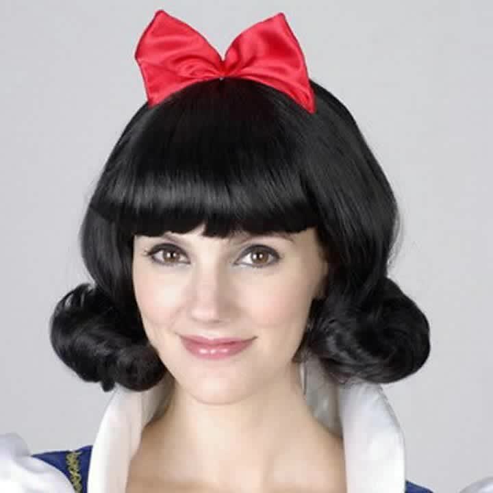 Perruque synthétique à boucles amples et frange soignée, cheveux synthétiques noirs longs pour femmes, doux, fête, facile à transporter, perruques d'halloween noires de 2025 ? $20.99 –P1