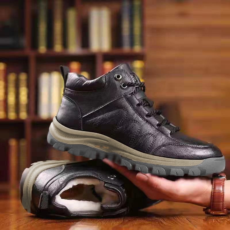 Herren Stiefel Schneestiefel Winterstiefel Komfort Schuhe Fleece-Futter Wandern Vintage Sport Klassisch Outdoor Täglich Leder Warm Stiefeletten / Stiefeletten Schnürsenkel Schwarz Braun Herbst Winter 2026 - $34.99 –P5