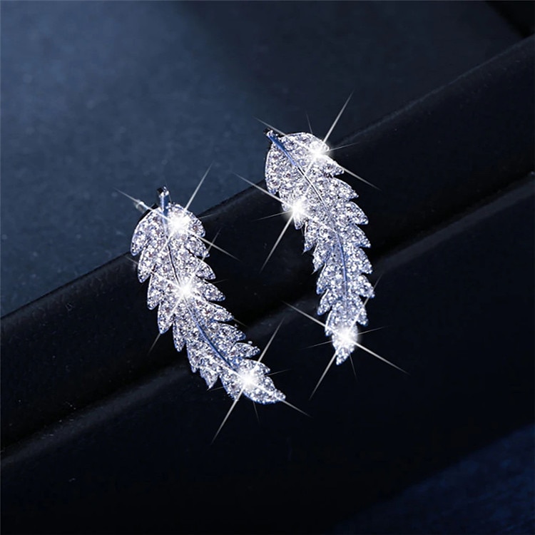 1 paire Boucles d'oreille Clou Boucle d'Oreille Pendantes For Femme Mariage Anniversaire Soirée Alliage Classique Forme de Feuille de 2025 ? $7.49 –P5