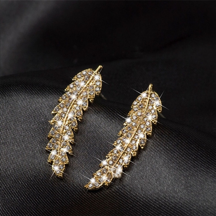 1 paire Boucles d'oreille Clou Boucle d'Oreille Pendantes For Femme Mariage Anniversaire Soirée Alliage Classique Forme de Feuille de 2025 ? $7.49 –P1