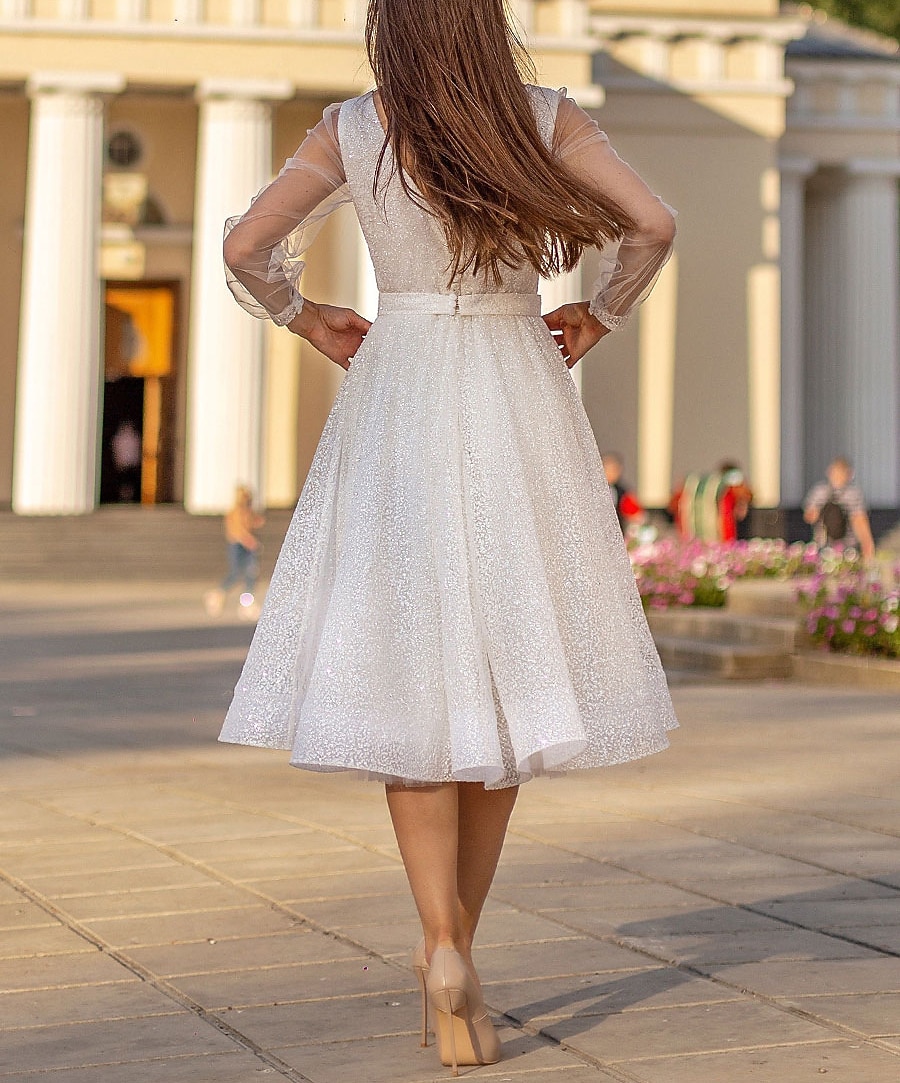 A-Line Cocktail Dresses Elegant Dress Wedding Guest Engagement Knee Length  Long Sleeve Jewel Neck Fall Wedding Reception Tulle with Sequin Pure Color  2024 2026 - $89.99