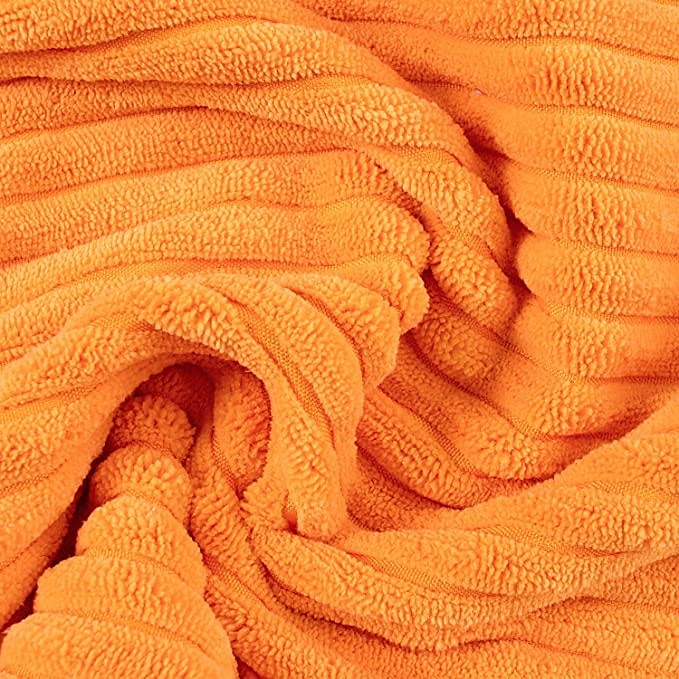 Housse d'oreiller nordique en velours côtelé, couleur unie, douce, sans noyau, pour le bureau, la maison, le salon, le canapé, vert, orange, rose, bleu de 2025 ? $18.99 –P1