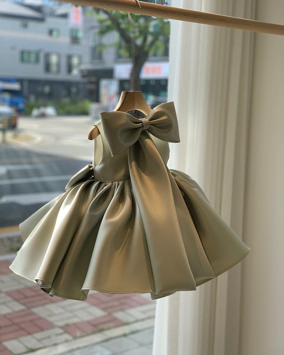 ילדים קטן בנות שמלה אחיד חתונה מפלגה אירוע מיוחד קפלים פפיון כחול בהיר משחת שעועית שרוולים ארוכים לבנים ללא שרוולים סגנון חמוד אלגנטית נסיכות שמלות אביב קיץ 3-12 שנים / חגים 2026 - $60.99 –P3